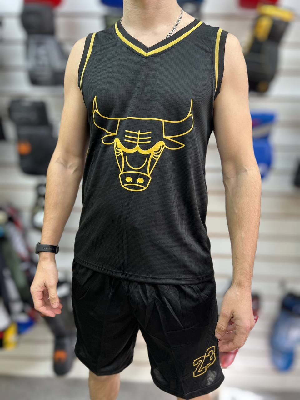 Форма баскетбольная Chicago Bulls черно-золотой