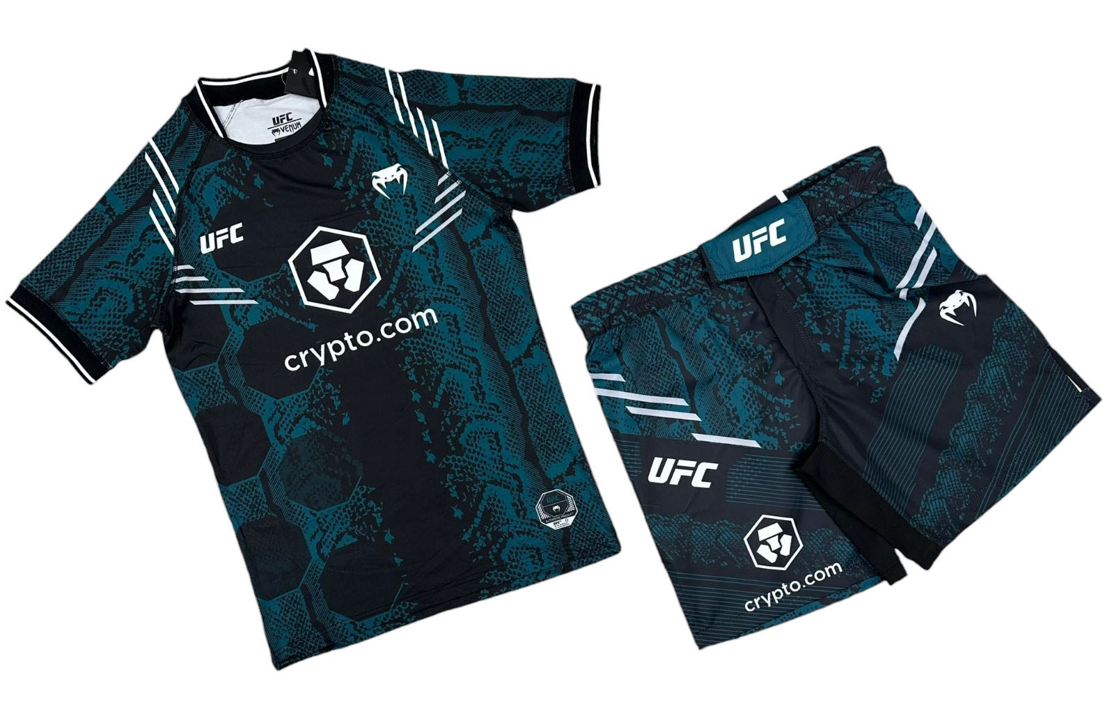 Комплект Venum UFC 2 в 1 рашгард + шорты серо-белый Crypto.com